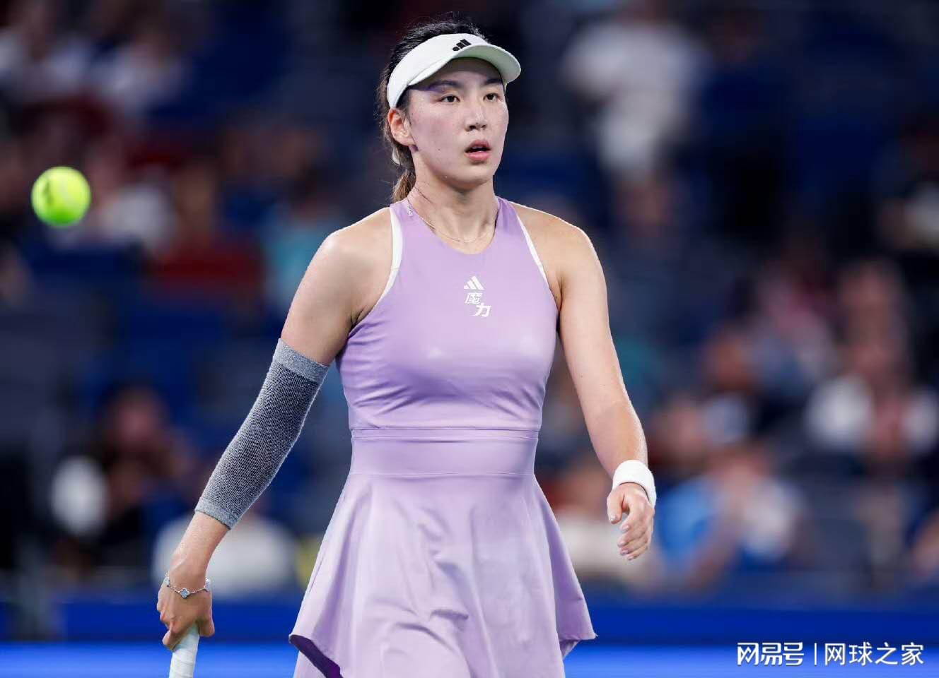 ue, 也没有鹰眼, 当时他形容 ue, 也没有鹰眼, 当时他形容